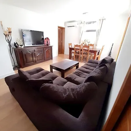De 3 Chambres Avec Terrasse Et Wifi A A 2 Km De La Plage Апартаменты Фуриани